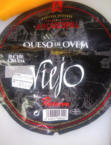 Queso viejo de oveja de leche cruda