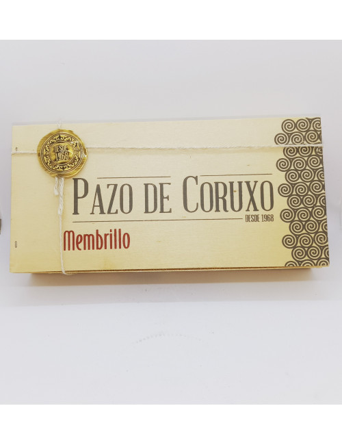 Membrillo en caja de madera